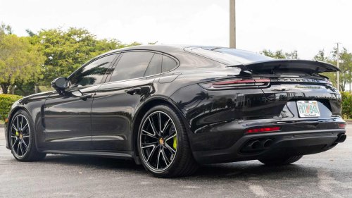 Lexus LS600h review: World's first V8 hybrid sleeper under $8K