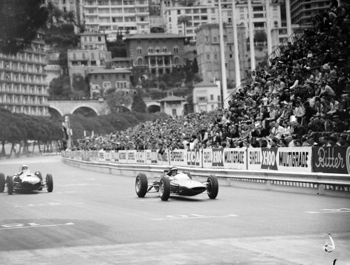 Formula 1 is returning to the silver screen, this time as part of an Ocean's heist movie