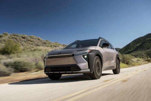 EV interest rises with gas prices, but new car sales still lag