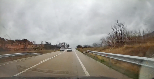 Denunciado por la Guardia Civil el conductor de un VW Golf que dio ráfagas a otro en la N-211