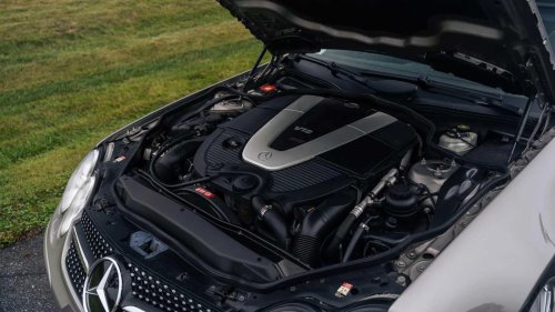 Mercedes SL600: First production car to break 700 pound-feet