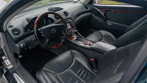 Mercedes SL600: First production car to break 700 pound-feet