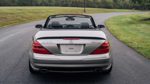 Mercedes SL600: First production car to break 700 pound-feet