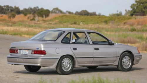 Ford Taurus SHO: The family sedan with a supercar engine