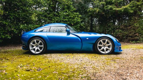 TVR Sagaris: 400-HP British sports car with no electronic aids
