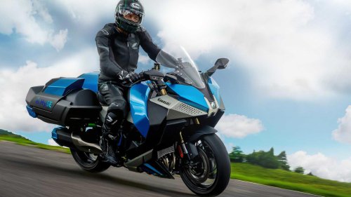 Kawasaki's supercharged engineering: The Ninja H2 and H2R