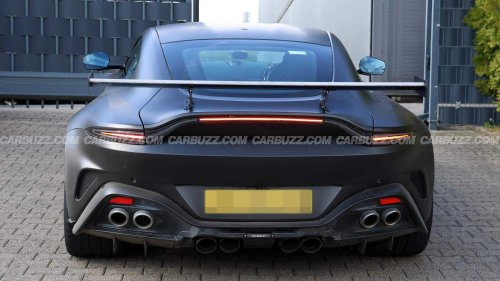 Why the heck does this Aston Martin prototype have 8 tailpipes?