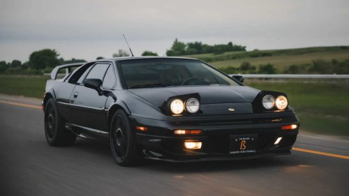 Lotus, SuperCar, Lotus Esprit V8: The forgotten supercar that beat the 911 Turbo