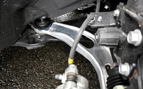 「スバルアップグレードサービス」を施工した「レヴォーグ」に試乗 乗り味と静粛性はどう変わるのか?