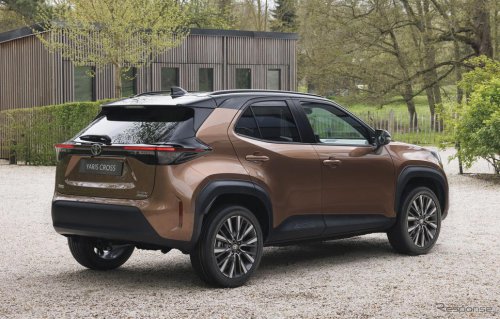 トヨタ『ヤリス クロス』に改良新型、新グリルとLEDヘッドランプで表情刷新…欧州発表