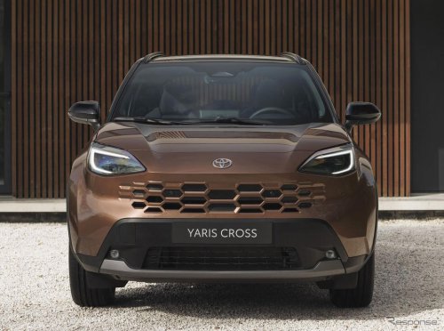 トヨタ『ヤリス クロス』に改良新型、新グリルとLEDヘッドランプで表情刷新…欧州発表