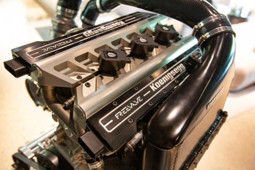Koenigsegg, Koenigsegg just found a genius way to fix unbalanced engine configurations