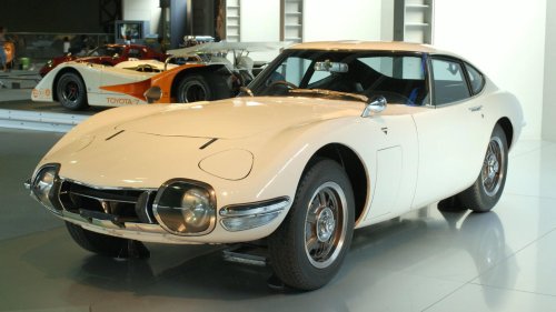 Only true car fans can name these classic rides. Can you?