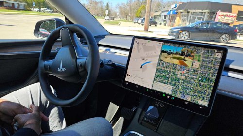 Tesla Roadster will be the last Tesla you can drive yourself