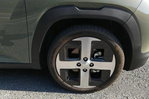 なぜ世界第3位のヒョンデは日本で苦戦しているのか? ミニBEV「インスター」のロードテストで判明したポテンシャル