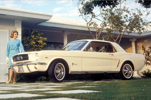 Los fantásticos modelos de automóviles que pusieron al mundo sobre ruedas