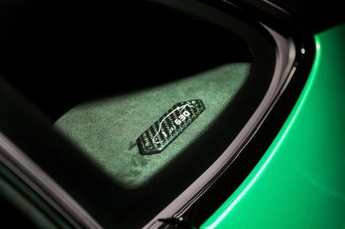 Lamborghini, Lamborghini unveils Urus SE 'Tettonero' capsule