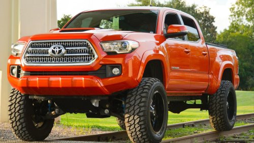 The 10 most popular car models in America &amp; 10 no one touches