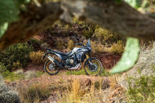 Voge DS800 Rally 35 kW: la superventas se adapta al carnet A2