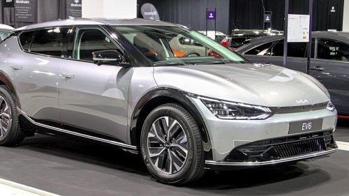 The 10 most popular car models in America &amp; 10 no one touches