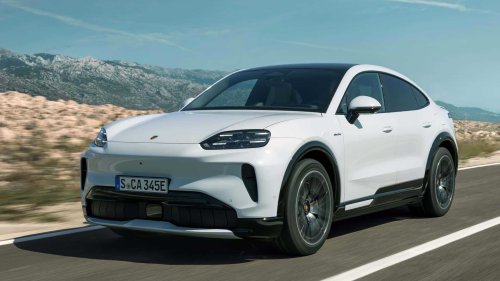 Porsche, Porsche 911, Porsche Cayenne, Porsche just made a Cayenne more powerful than any 911 ever built
