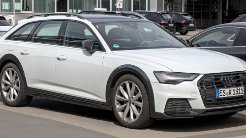 The 10 most popular car models in America &amp; 10 no one touches