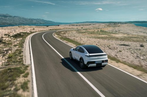 Gallery: 2026 Cayenne coupe electric photos