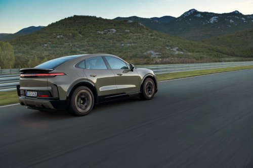 Gallery: 2026 Cayenne coupe electric photos