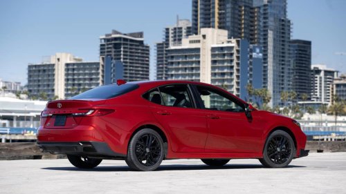Toyota, Toyota Camry, Toyota Camry Hybrid, Honda Accord Hybrid, Honda, Toyota Camry hybrid vs. Honda Accord hybrid: One clearly wins on value