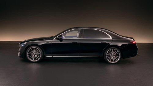 BMW, BMW 7 Series, Mercedes-Benz, Mercedes-Benz S-Class, 2027 BMW 7 Series vs. 2027 Mercedes-Benz S-Class: BMW’s high-tech flagship takes on the luxury benchmark