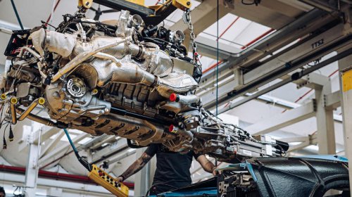 Here's every V12 car you can still buy