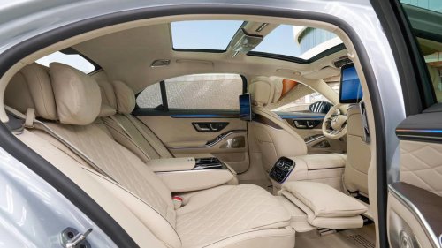 2027 BMW 7 Series vs. 2027 Mercedes-Benz S-Class: BMW’s high-tech flagship takes on the luxury benchmark