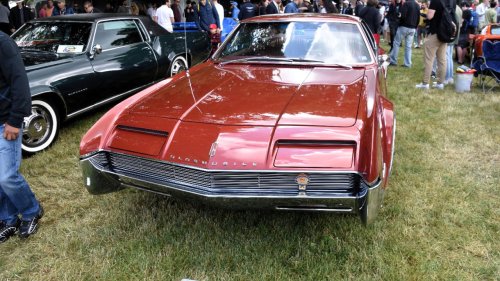 11 cars from the 1960s that only true enthusiasts recognize