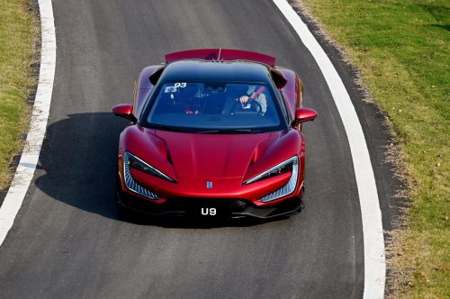 Prueba Yangwang U9: viajamos a China para probar las prestaciones de este supercar de 1.300 CV