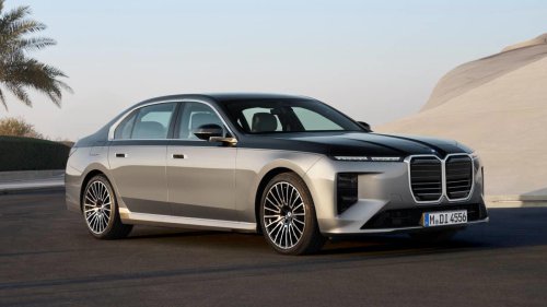 2027 BMW 7 Series vs. 2027 Mercedes-Benz S-Class: BMW’s high-tech flagship takes on the luxury benchmark