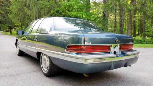 Buick Roadmaster: GM's underrated land yacht with Corvette engine
