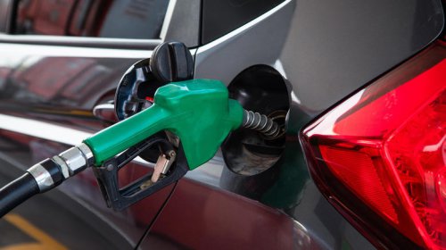 Consumer Reports says this simple habit can save you big on gas