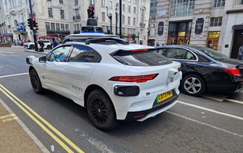 Ya hemos visto en Londres los primeros robotaxis, la primera ciudad europea con taxis sin conductor