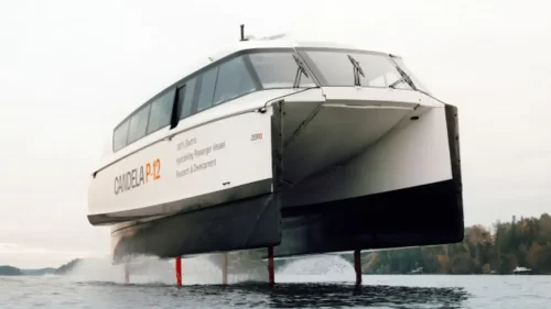 No solo son camiones eléctricos, también compran barcos voladores con tecnología 100% eléctrica: se llaman Candela P-12 y recorren 74 km al día