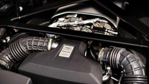 5 cars that used engines from different brands