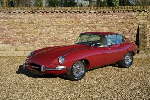 30 head-turning cars from the ’60s