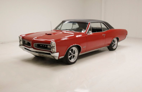 30 head-turning cars from the ’60s