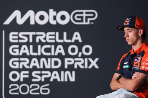 Algún problema tiene que tener Márquez...