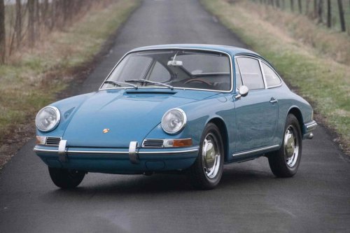 30 head-turning cars from the ’60s