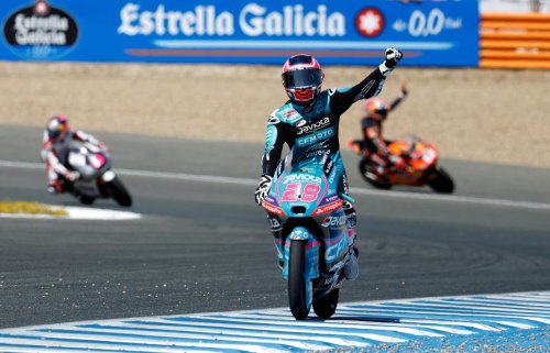 Resumen carrera GP España Moto3: resultados, clasificación y reacciones en el circuito de Jerez