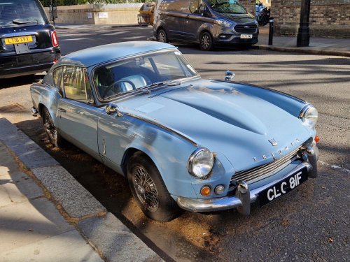 Las sorpresas que un amante de los coches puede encontrar en un paseo por Londres