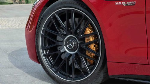 The luxury roadster that proves size matters
