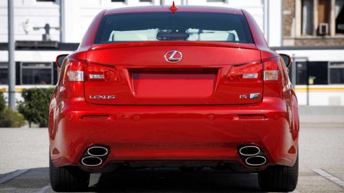 These 2 mainstream NA V8 sedans are already increasing in value