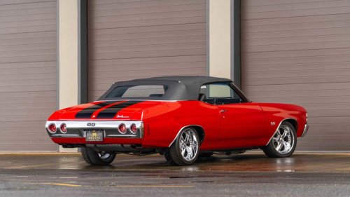 This big-block 1971 Chevelle SS convertible is the opposite of subtle