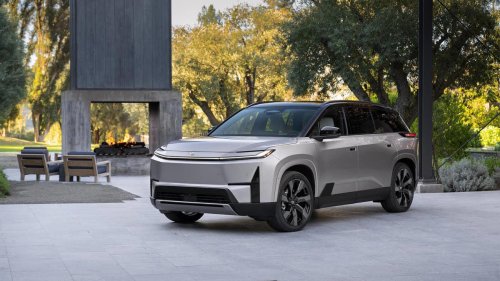 Toyota, Toyota thinks it can fix one of solar EVs’ biggest problems